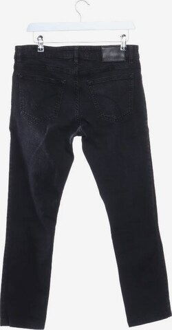 Calvin Klein Jeans in 30 x 32 in Black