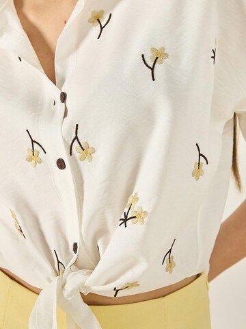 Camicia da donna di Bianco Lucci in bianco