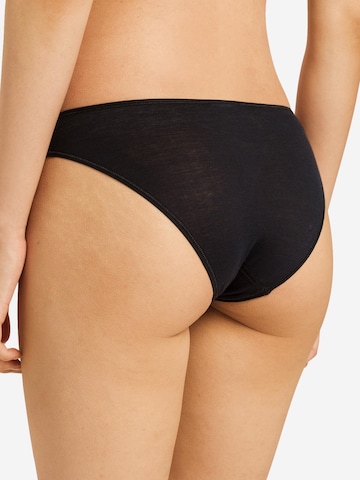 Hanro Slip 'Ultralight' in Black
