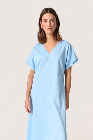 SOAKED IN LUXURY Jurk in Blauw