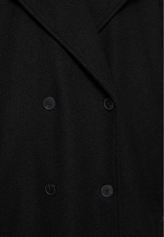 Cappotto di mezza stagione di Pull&Bear in nero