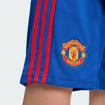 ADIDAS PERFORMANCEregular Sportske hlače 'Manchester United 26/27' - plava boja