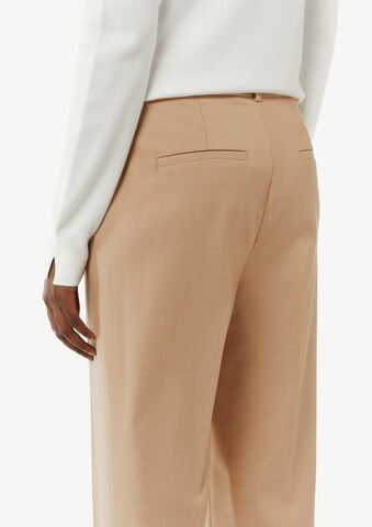 Regular Pantalon à plis COMMA en beige