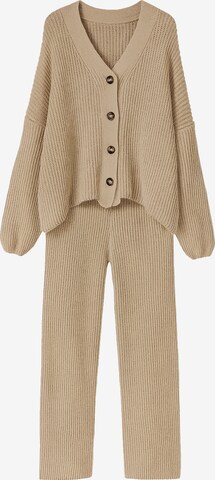 Elara Hausanzug in Beige: Vorderseite