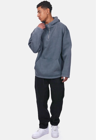 Dropsize Sweatshirt in Grey