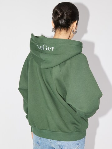 Sweat-shirt 'Hayley' LeGer by Lena Gercke en vert