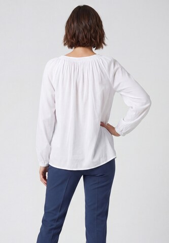 Usha - Blusa en blanco