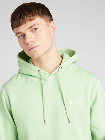 BILLABONG Sweatshirt in Groen