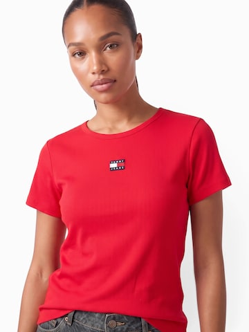 Tommy Jeans Тениска в червено