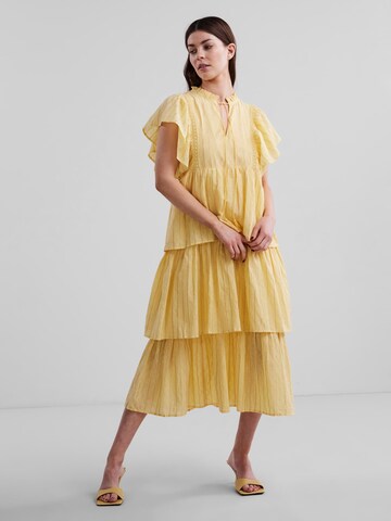 Robe-chemise 'Pala' Y.A.S en jaune