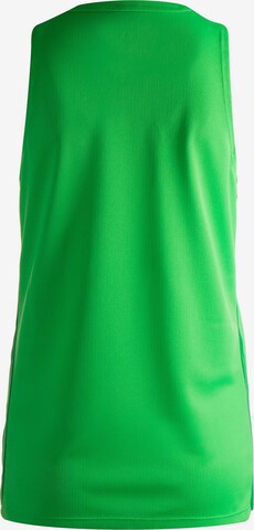 NIKE Sports Top 'Academy 23' in Green