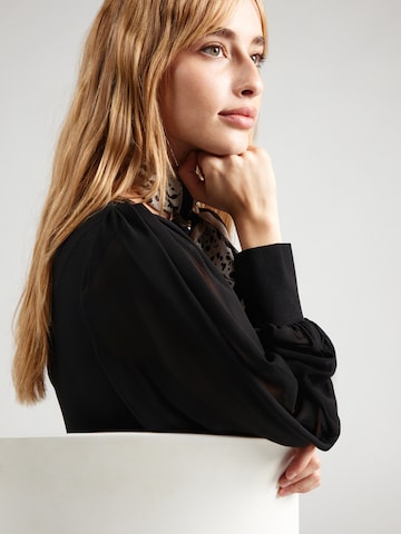 WAL G. - Vestido 'KAT' en negro