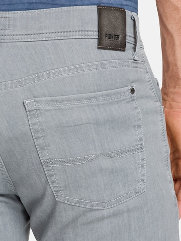 PIONEER Regular Jeans 'Rando' in Grau