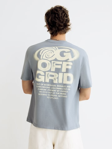 Bershka Shirt in Grey: front