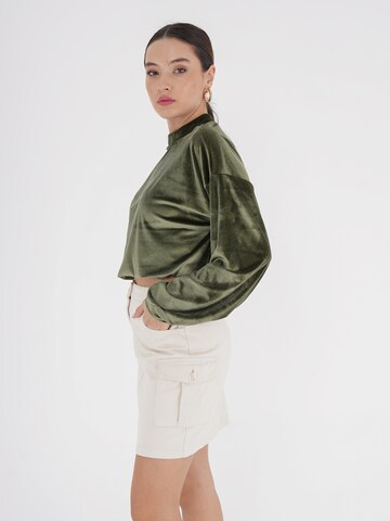 FRESHLIONS Blouse in Green