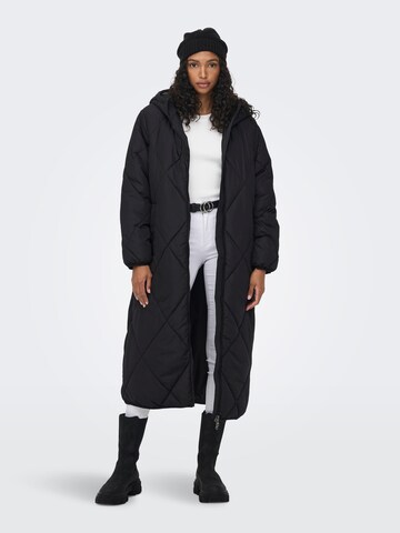 ONLY Between-seasons coat 'Tamara' in Black