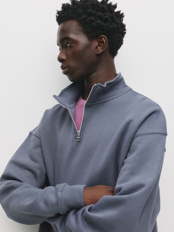 Sweat-shirt Pull&Bear en bleu