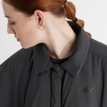 new balance Jacke in Grau