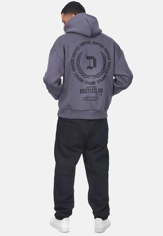 Dropsize Sweatshirt 'Hustle Club' in Grau