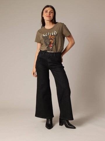 T-shirt 'Leona' Deeluxe en vert