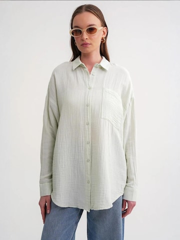 Camicia da donna di MixRay in verde: frontale