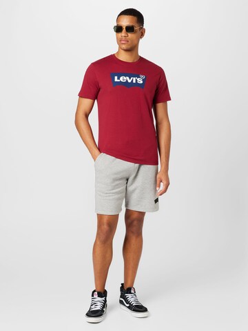 LEVI'S ® Regular Shirt 'Graphic Crewneck Tee' in Rot