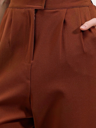 Bigdart Pantalon à pince en moka, Vue avec produit