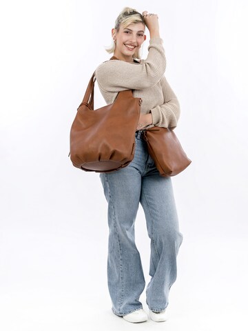Emily & Noah Shopper 'Eleanor' in Brown