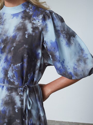 SISTERS POINT - Vestido 'VENTIA-DR12' en azul
