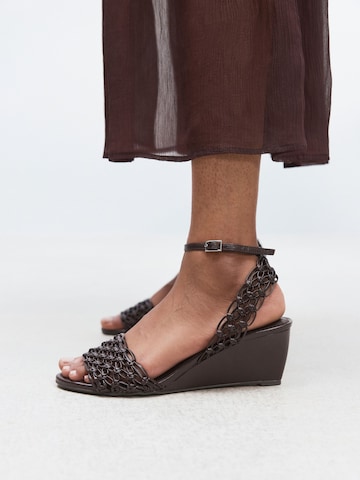 Sandalo 'Forever Comfort' di Next in marrone