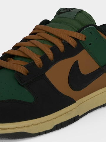 Nike Sportswear Sneakers laag 'DUNK LOW RETRO' in Groen
