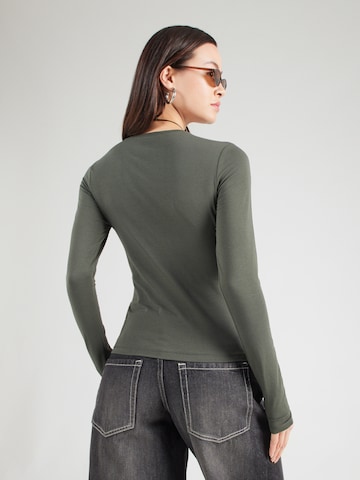 WEEKDAY T-shirt i grön