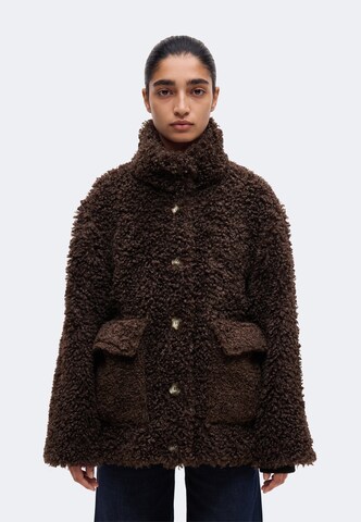 YAS Between-seasons coat 'YASREVITA' in Brown: front