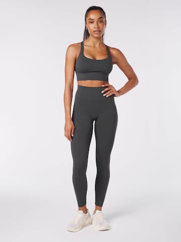 YO-GAYA Skinny Leggings in Grey