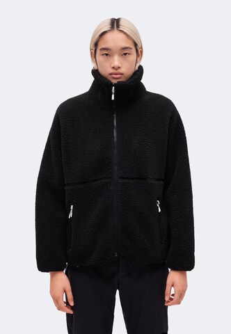 4F - Chaqueta polar funcional en negro: frente