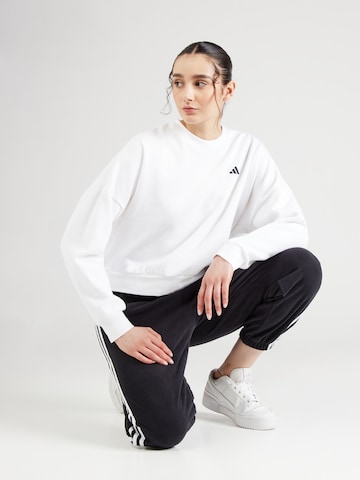 ADIDAS SPORTSWEAR Sport sweatshirt i vit