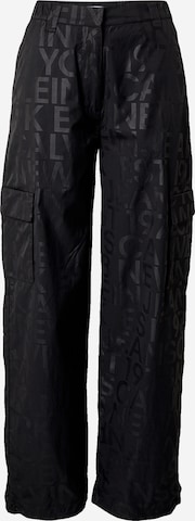 Calvin Klein Jeans Свободный крой Брюки-карго в Черный: спереди
