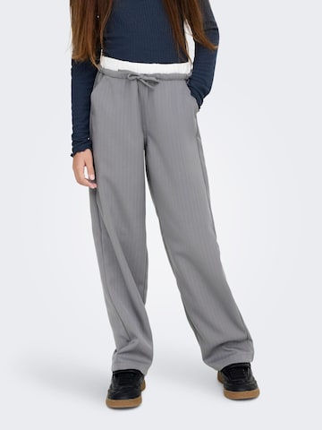 ONLY Baggy Trousers in Grey: front