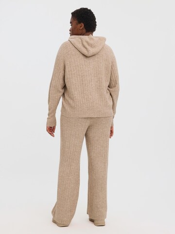 Vero Moda Curve Sweater 'LULU' in Brown