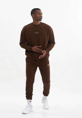 Tom Barron Sports Suit in Brown: front