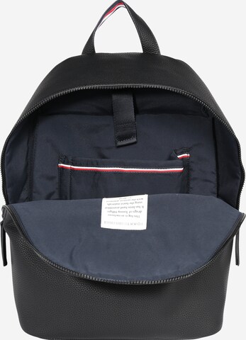 TOMMY HILFIGER Rucksack in Schwarz