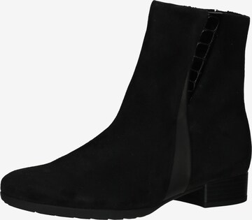 GABOR Ankle Boots in Black: front