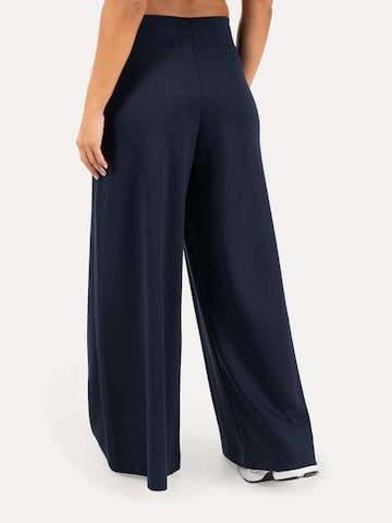 Smilodox Wide Leg Hose 'Vanea' in Blau