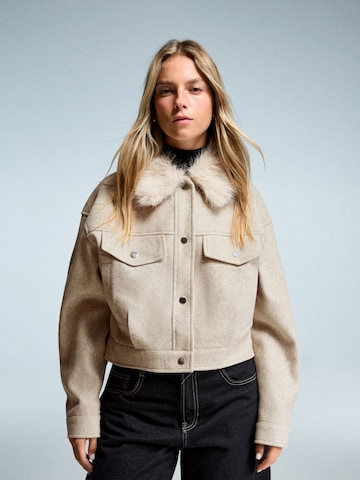 Bershka Overgangsjakke i beige: forside