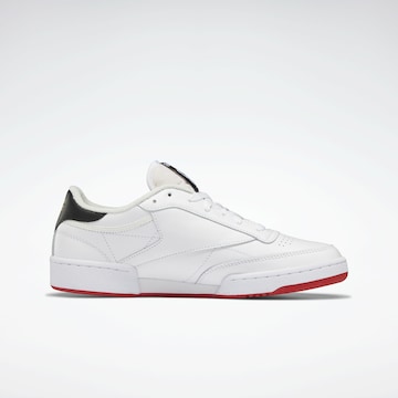 Sneaker bassa 'Club C 85' di Reebok in bianco