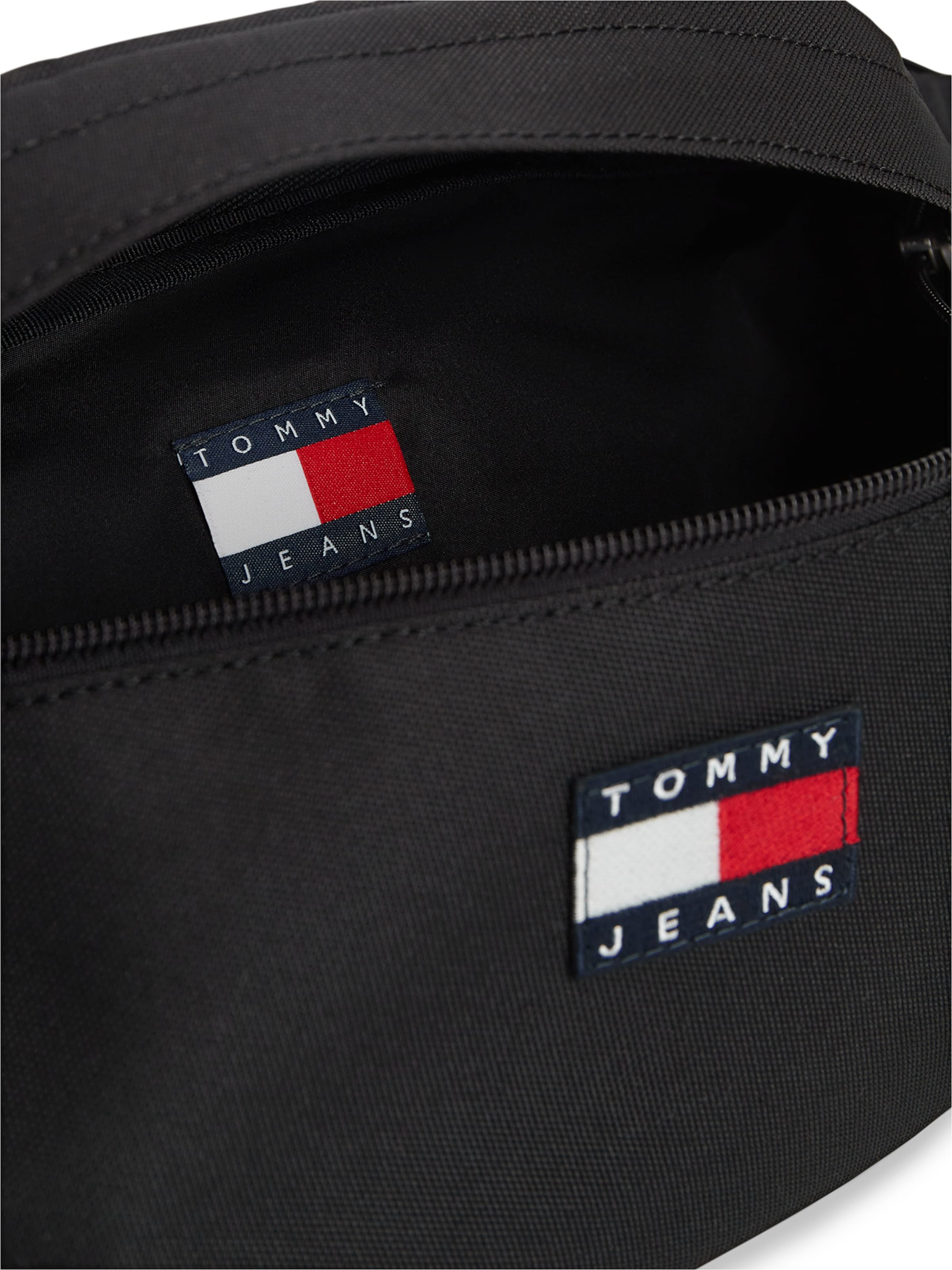 Tommy Jeans Τσαντάκι μέσης 'Essential' σε μαύρο
