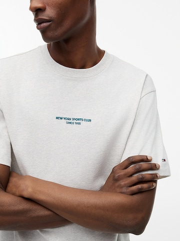 T-Shirt Tommy Jeans en blanc