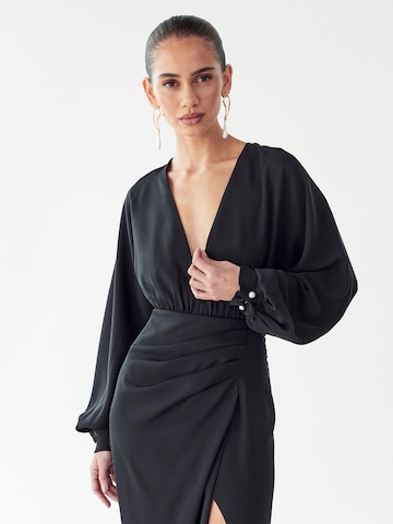 Rochie de seară 'Elena' de la BWLDR pe negru