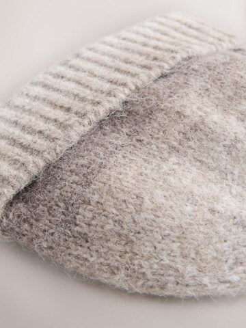 Next Σκούφος σε μπεζ