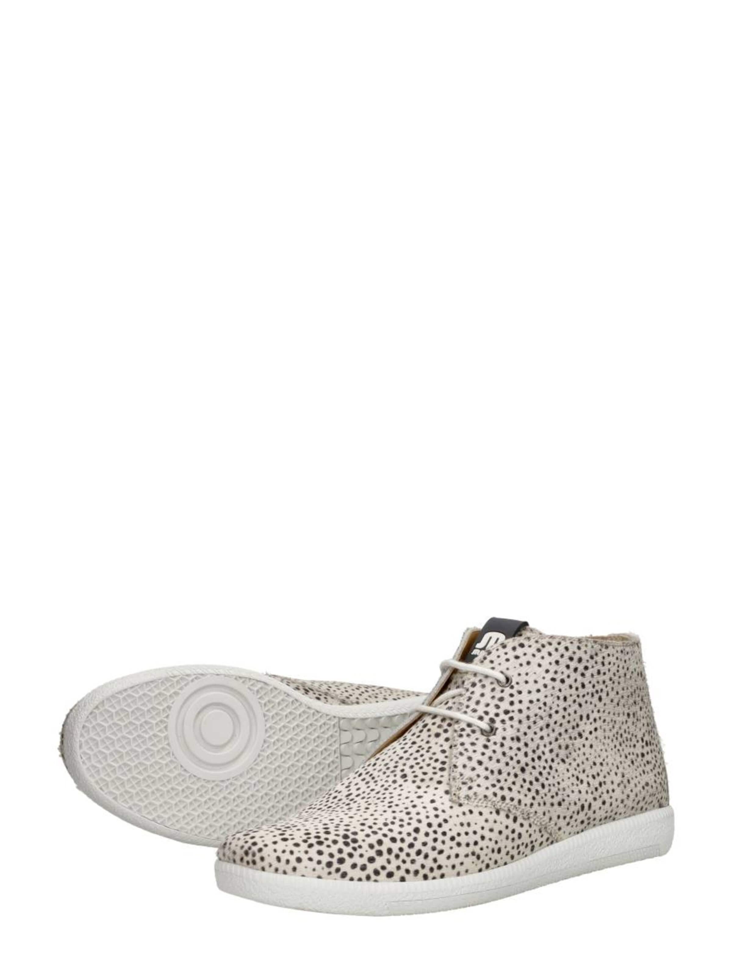 MARUTI Lace-up bootie 'Gimlet' in White